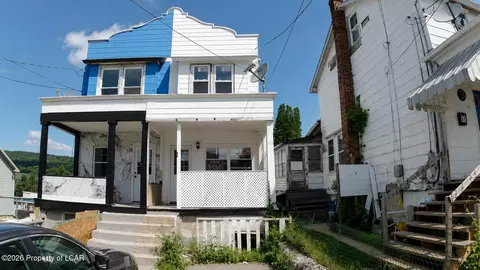 11 E Ruddle St, Coaldale, PA 18218