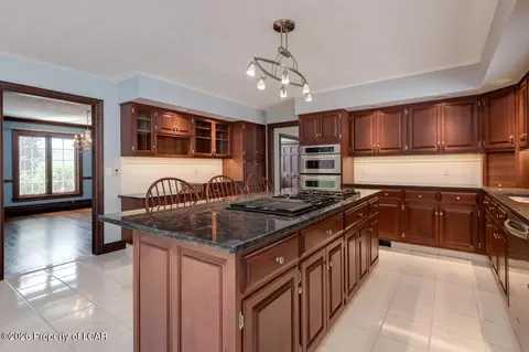 Kitchen - 550 Lantern Hill Rd, Shavertown, PA 18708 photo 4 of 9