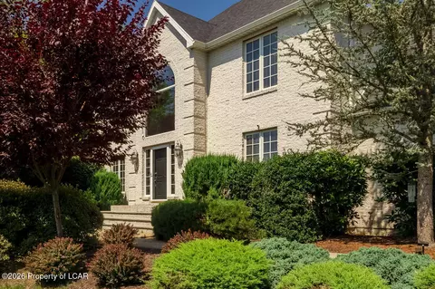 Exterior - 550 Lantern Hill Rd, Shavertown, PA 18708 photo 5 of 11