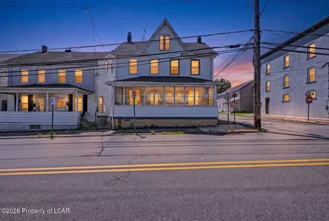 730 Birkbeck St, Freeland, PA 18224