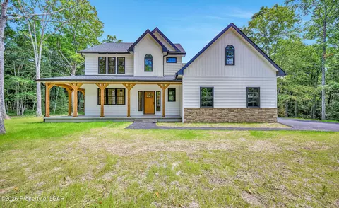 290 Buck Blvd, White Haven, PA 18661