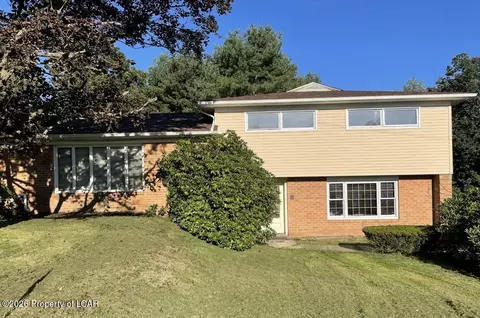 78 Summit Rd, Mountain Top, PA 18707