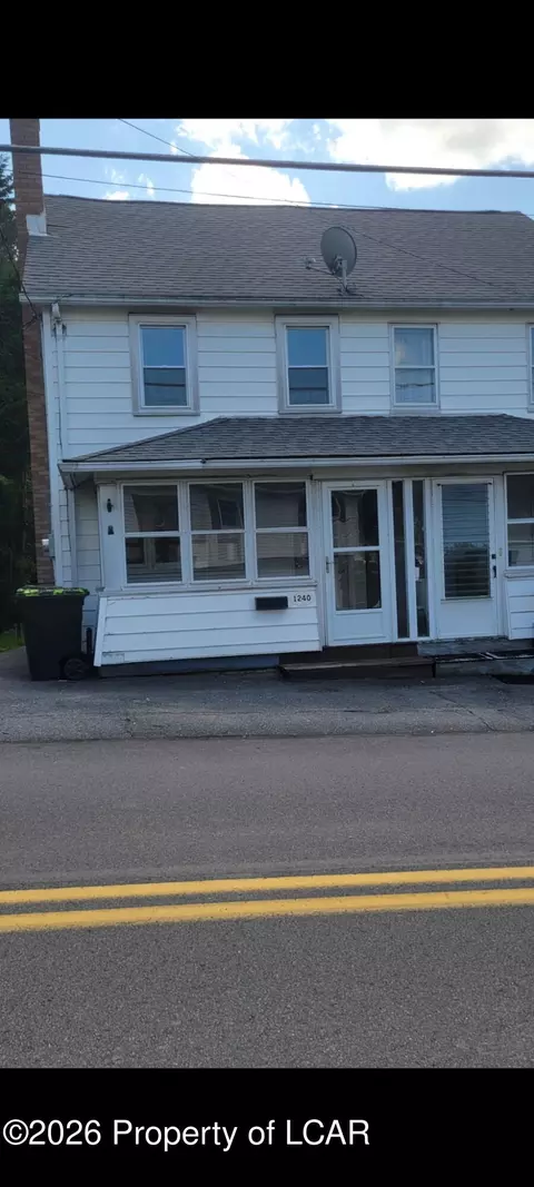 1240 Birkbeck St, Freeland, PA 18224