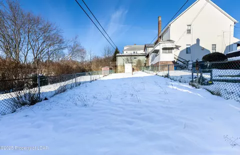Exterior - 32 E Stanton St, Plains, PA 18705 photo 2 of 2