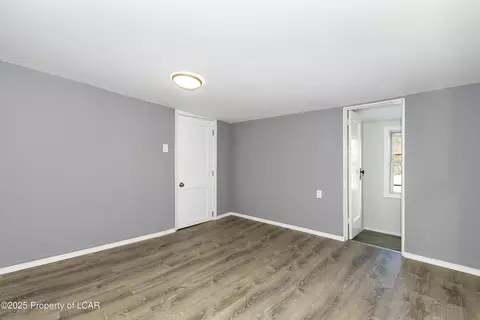 Bedroom - 32 E Stanton St, Plains, PA 18705 photo 3 of 4