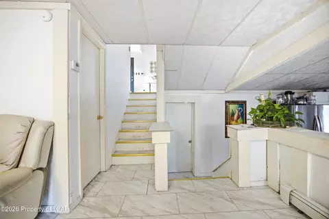 Entry Way - 1002 E 9th St, Hazle Township, PA 18201 photo 6 of 6