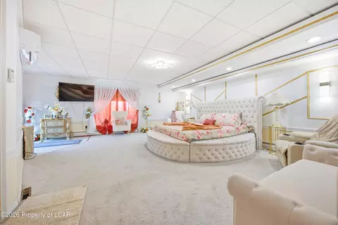 Bedroom - 1002 E 9th St, Hazle Township, PA 18201 photo 1 of 5
