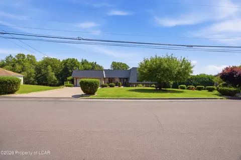 Exterior - 1002 E 9th St, Hazle Township, PA 18201 photo 1 of 9