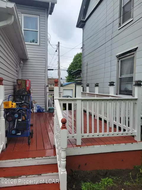 Exterior - 414 E Mine St, Hazleton, PA 18201 photo 2 of 3