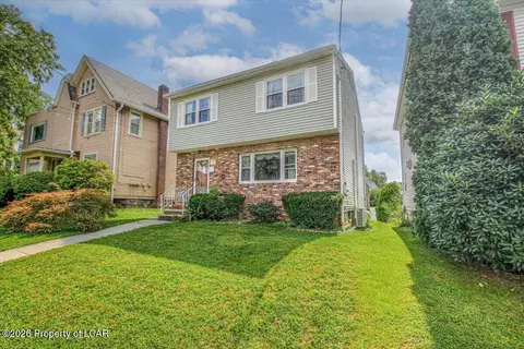 295 Rutter Ave, Kingston, PA 18704