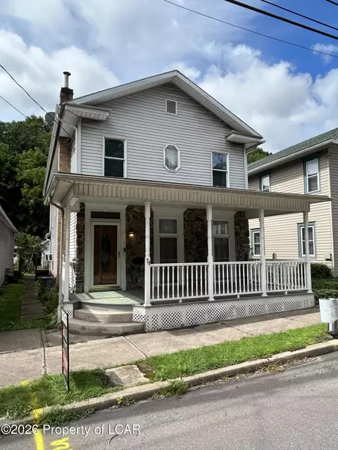 77-79 W Union St, Shickshinny, PA 18655