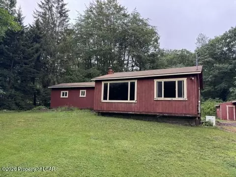 1303 Meadow Run Rd, Bear Creek, PA 18702