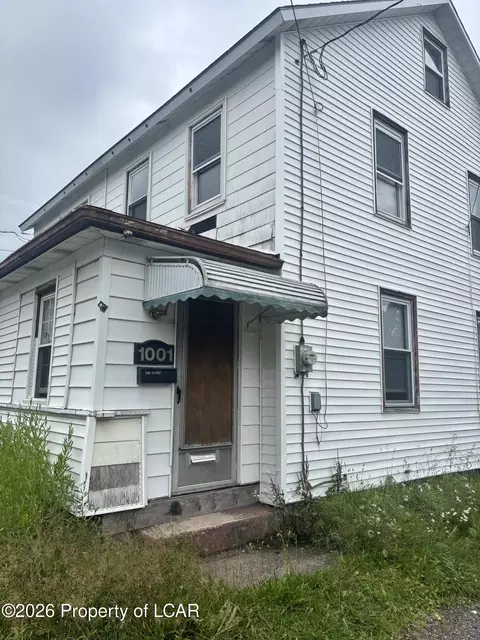 1001 Schwabe, Freeland, PA 18224