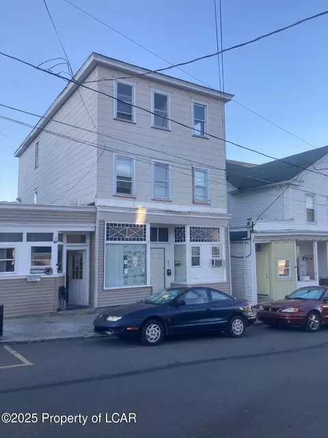 115 E Ruddle St, Coaldale, PA 18218