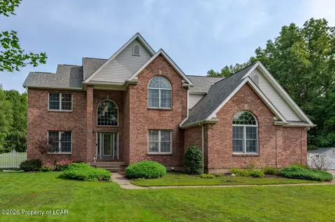 29 Crescent Rd, Freeland, PA 18224