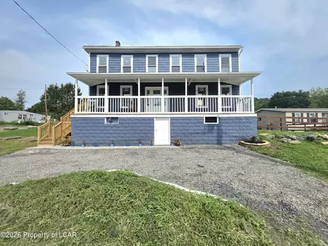 593 Old 209 Rd, Tamaqua, PA 18252