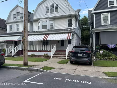 51 Elizabeth St, Wilkes-barre, PA 18702
