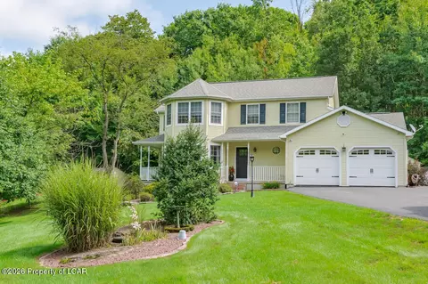 2003 W 8th St, Wyoming, PA 18644