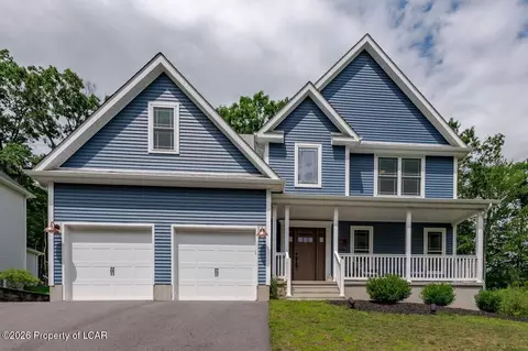 94 Aleksander Blvd, Mountain Top, PA 18707