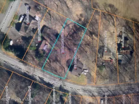 637 Lakeview Drive West, Lake Ariel, PA 18436
