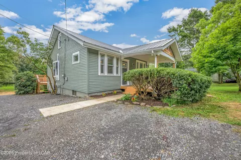 1181 Blue Ridge Trl, Wapwallopen, PA 18660