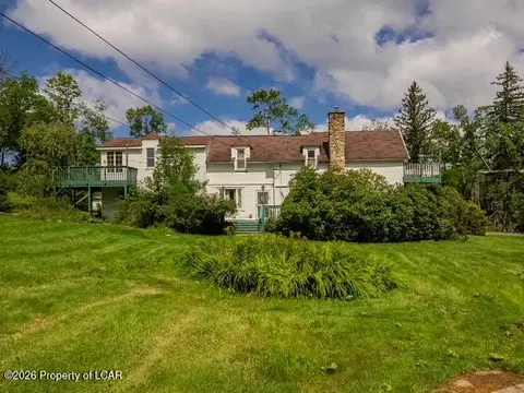 105 Spangenberg Ln, Elmhurst Township, PA 18444