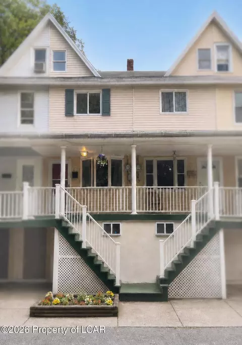 315 N Greenwood St, Tamaqua, PA 18252