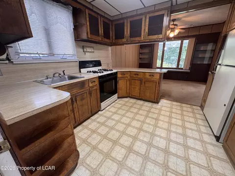 Kitchen - 164 Hillcrest Ave, Shavertown, PA 18708 photo 1 of 2