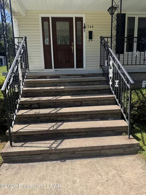 Exterior - 164 Hillcrest Ave, Shavertown, PA 18708 photo 6 of 14