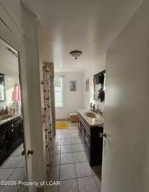 Bath - 1200-1202 E Broad St, Hazleton, PA 18201 photo 1 of 1