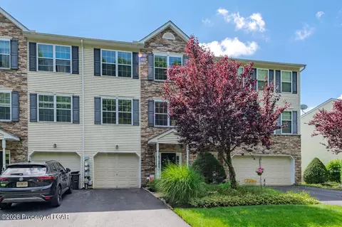 24 N Chestnut Dr, Drums, PA 18222