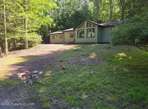 6 Mink Springs Ct, Drums, PA 18222
