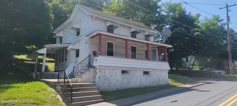 216 W Main St, Weatherly, PA 18255