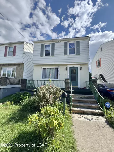 945 Scott St, Wilkes Barre, PA 18705