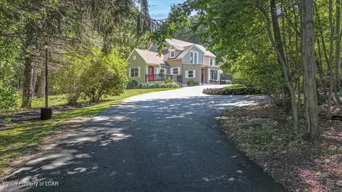 480 Pittston Blvd, Bear Creek, PA 18702