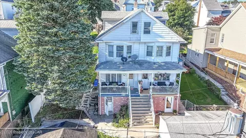 195 Ohio Ave, Shenandoah, PA 17976