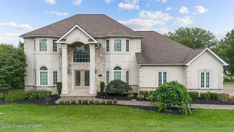 141 Wynchurch Cir, Pittston, PA 18640