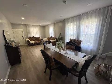 Dining - 217 E Chestnut St, Hazleton, PA 18201 photo 2 of 2