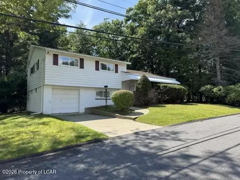 5 Watres Dr, Scranton, PA 18505
