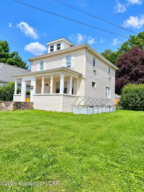 Exterior - 101 Ridge St, Shavertown, PA 18708 photo 2 of 7