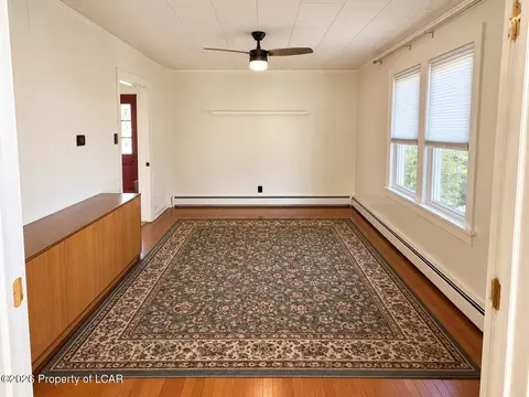 Living - 101 Ridge St, Shavertown, PA 18708 photo 1 of 3