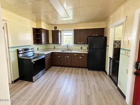 Kitchen - 101 Ridge St, Shavertown, PA 18708 photo 1 of 1