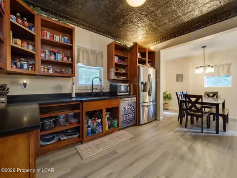 Kitchen - 207 N Main St, Shavertown, PA 18708 photo 3 of 3