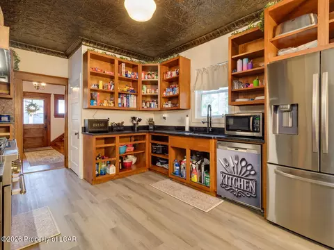 Kitchen - 207 N Main St, Shavertown, PA 18708 photo 2 of 3