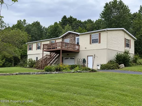 8131 Blue Ridge Trl, Wapwallopen, PA 18660