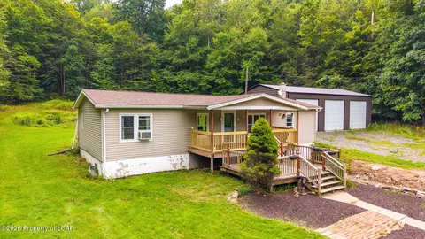 1334 Halowich Rd, Harveys Lake, PA 18618