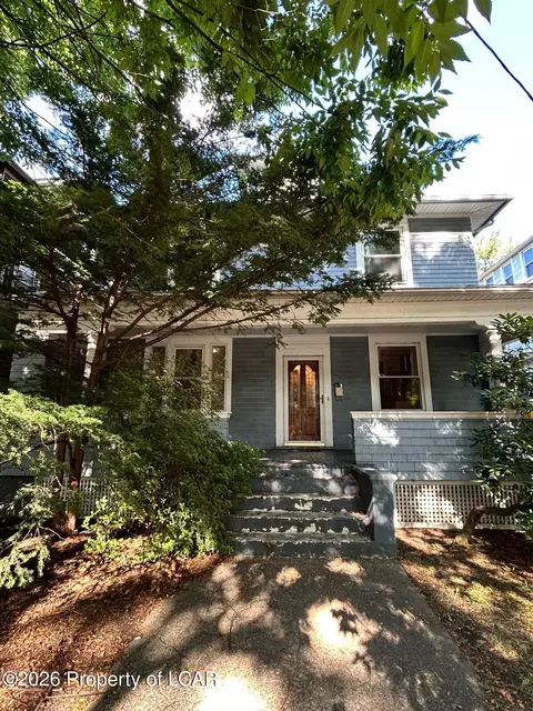 34 Pierce St, Kingston, PA 18704