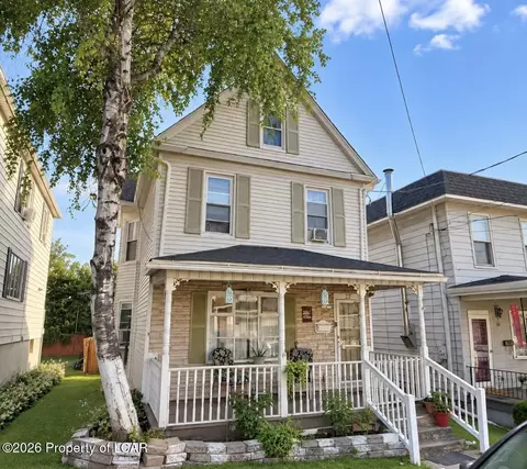 27 Thompson St, Wilkes-barre, PA 18702