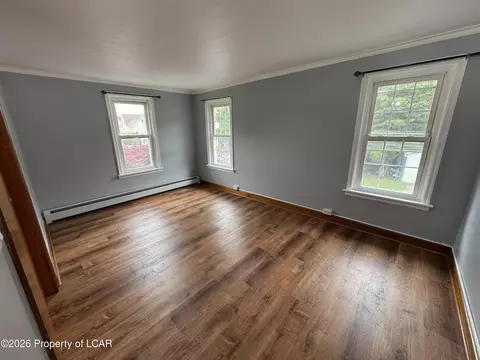 Living - 42-44 E Pine St, Sheppton, PA 18248 photo 9 of 17