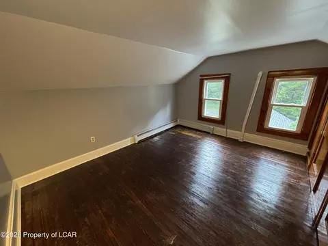 Bedroom - 42-44 E Pine St, Sheppton, PA 18248 photo 12 of 15